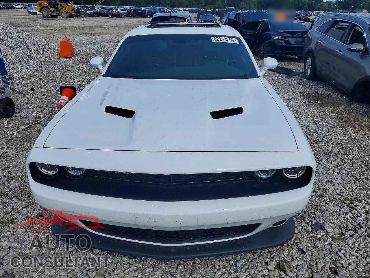 DODGE CHALLENGER 2015 - 2C3CDZFJ3FH744156