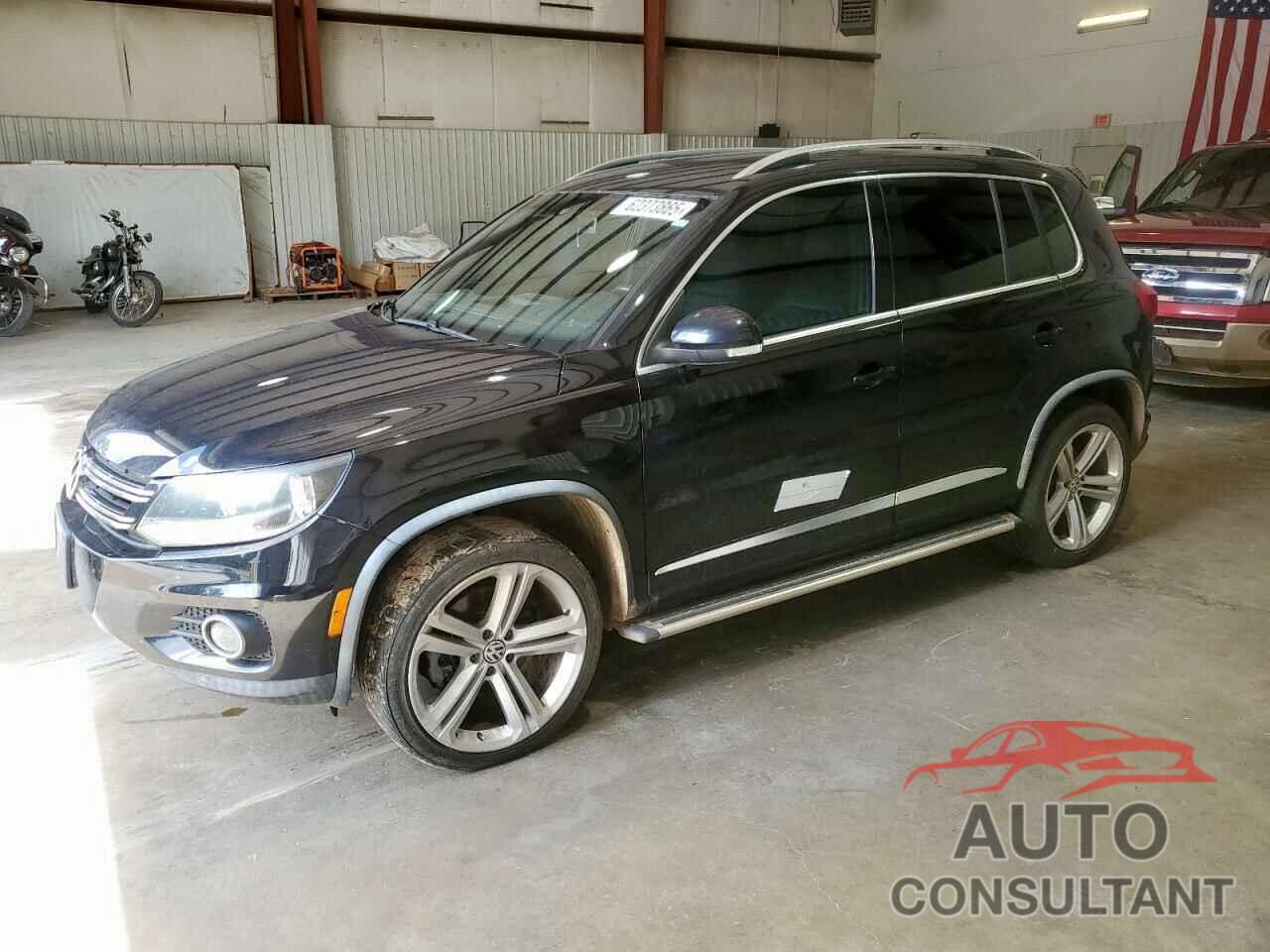 VOLKSWAGEN TIGUAN 2016 - WVGBV7AX1GW009095