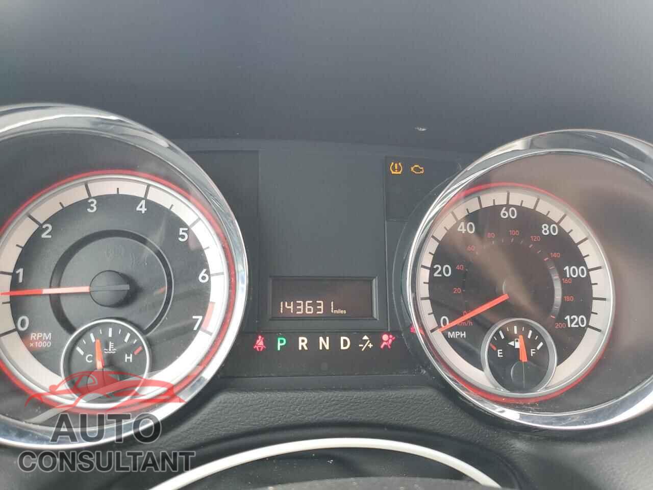 DODGE CARAVAN 2013 - 2C4RDGCG2DR617649