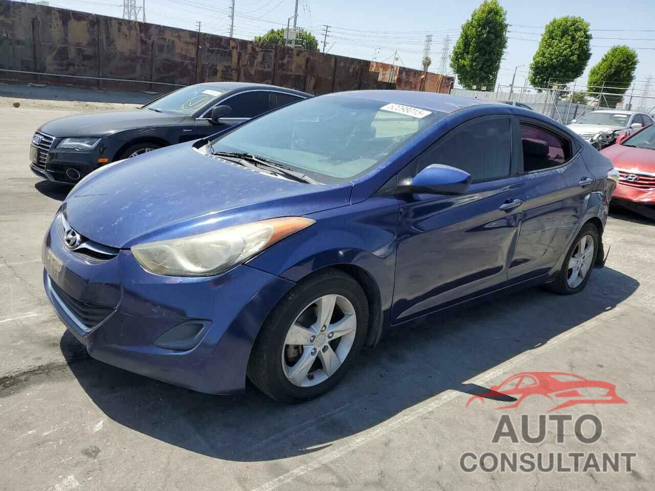 HYUNDAI ELANTRA 2013 - KMHDH4AE7DU487588