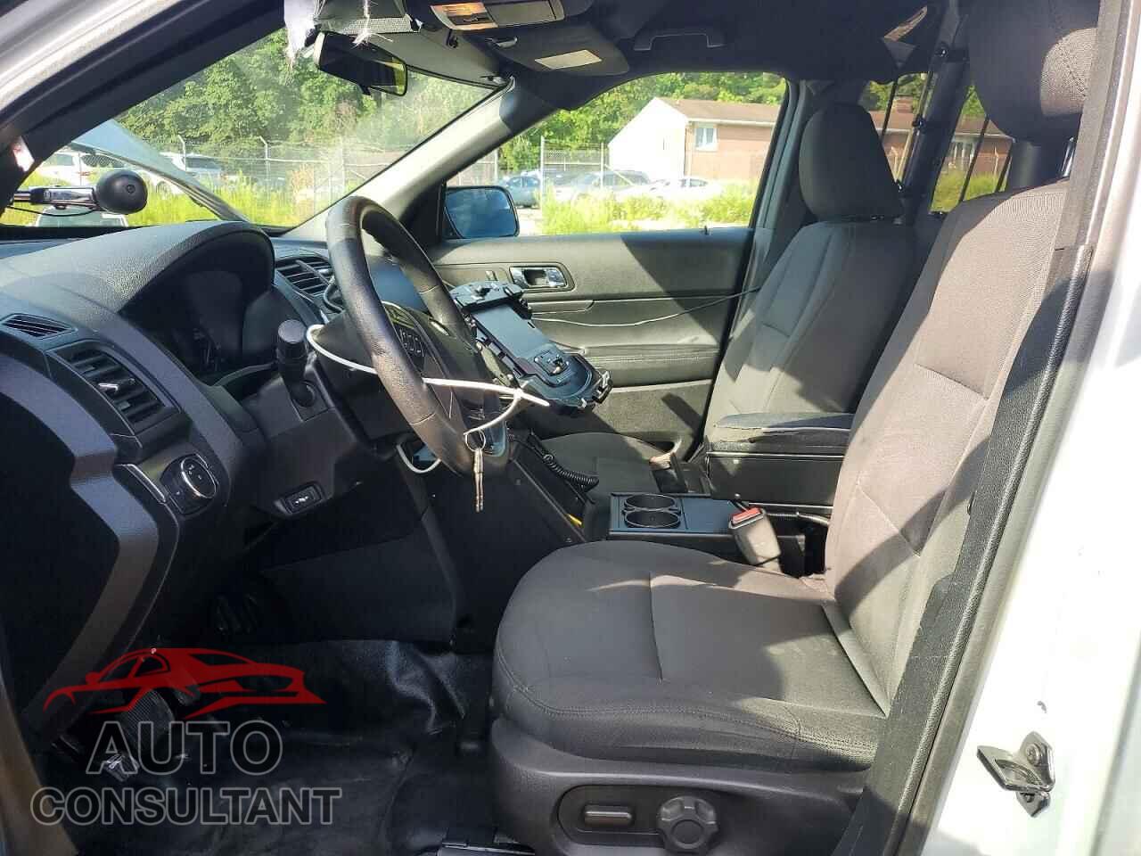 FORD EXPLORER 2017 - 1FM5K8AR9HGE02075