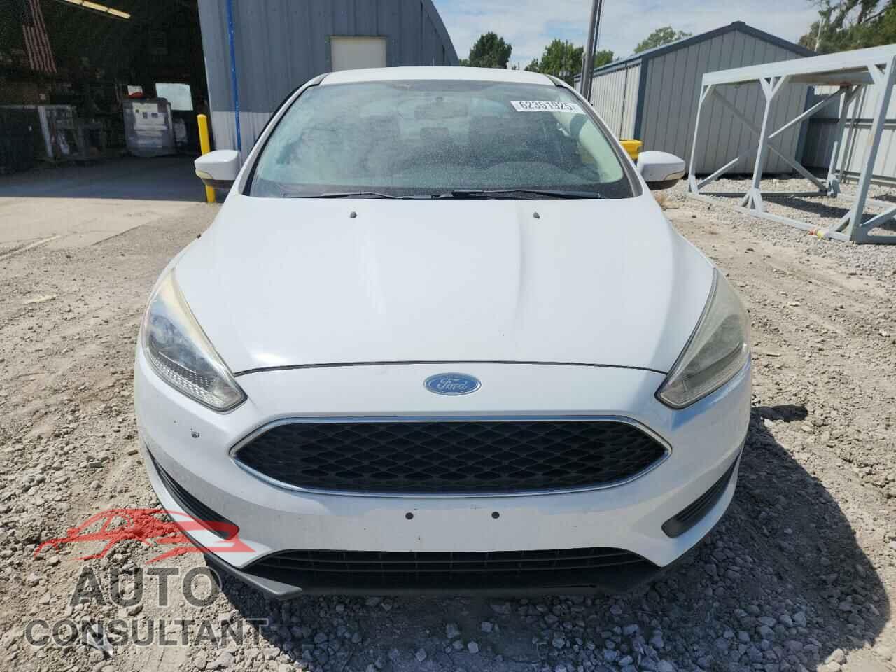 FORD FOCUS 2016 - 1FADP3F29GL217729