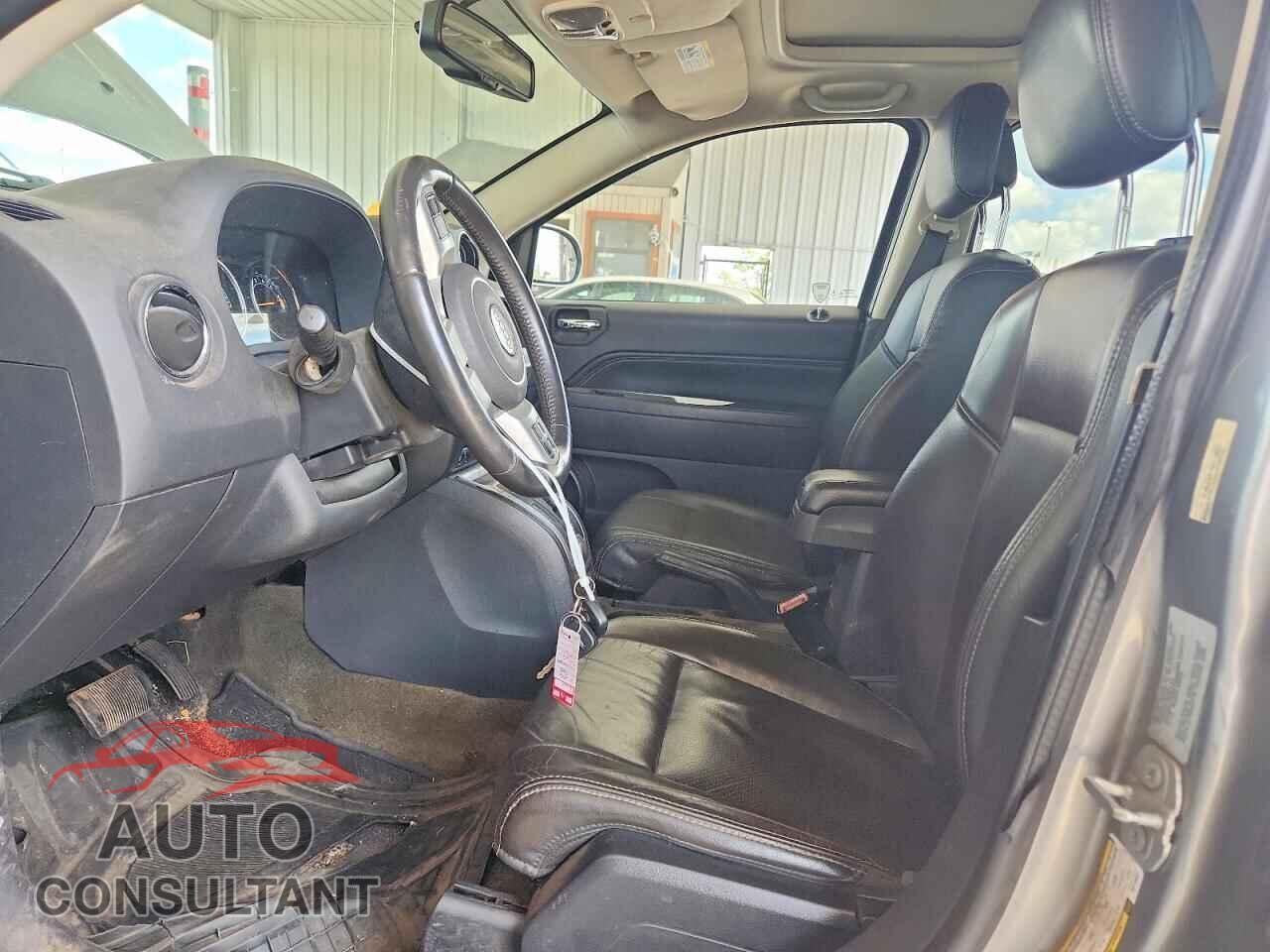 JEEP COMPASS 2016 - 1C4NJCEA1GD716057