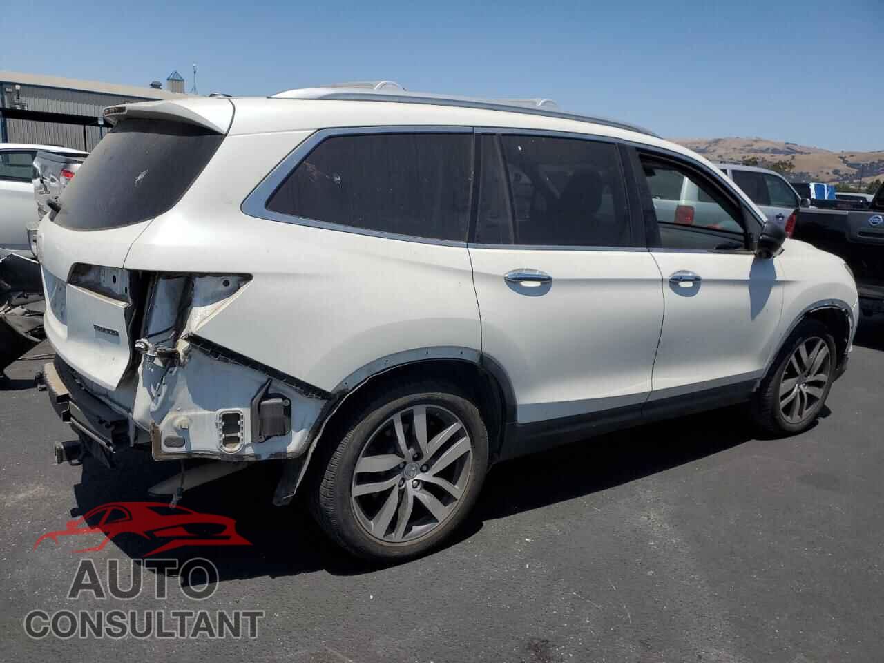HONDA PILOT 2017 - 5FNYF5H92HB005408