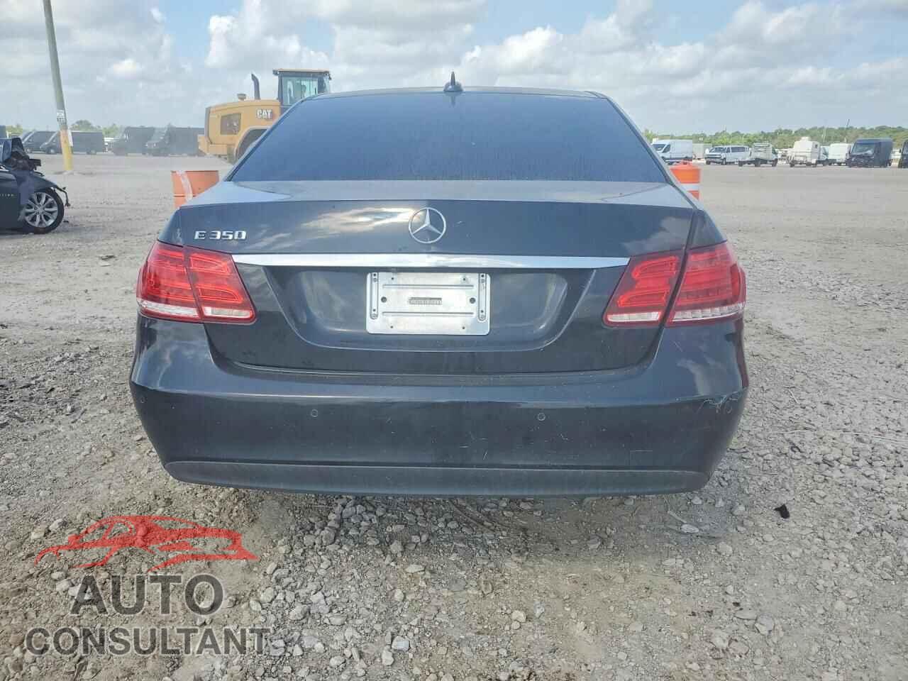 MERCEDES-BENZ E-CLASS 2015 - WDDHF5KB3FB131312