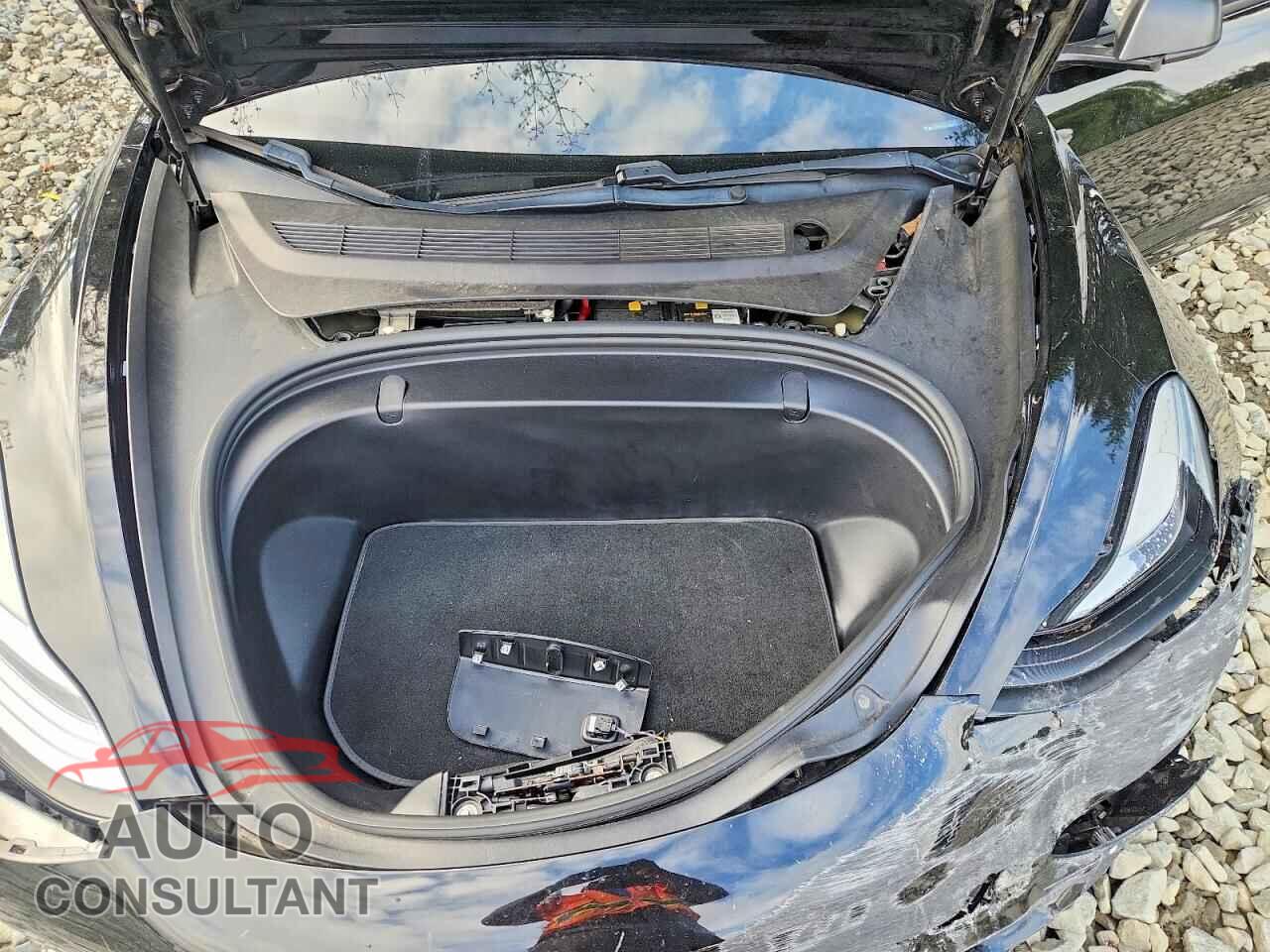 TESLA MODEL 3 2018 - 5YJ3E1EA3JF152184