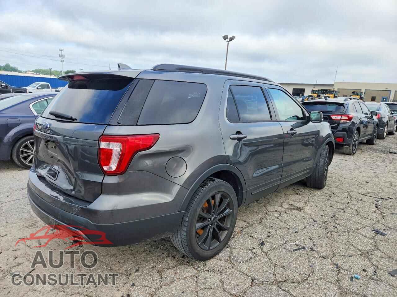FORD EXPLORER 2017 - 1FM5K7D88HGC75669