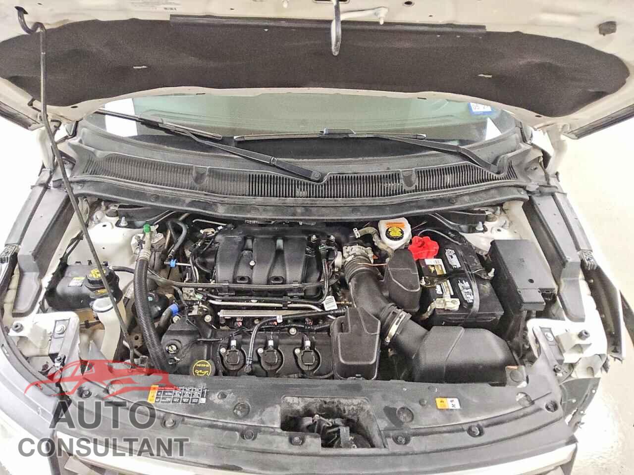 FORD EXPLORER 2018 - 1FM5K8B84JGB13262