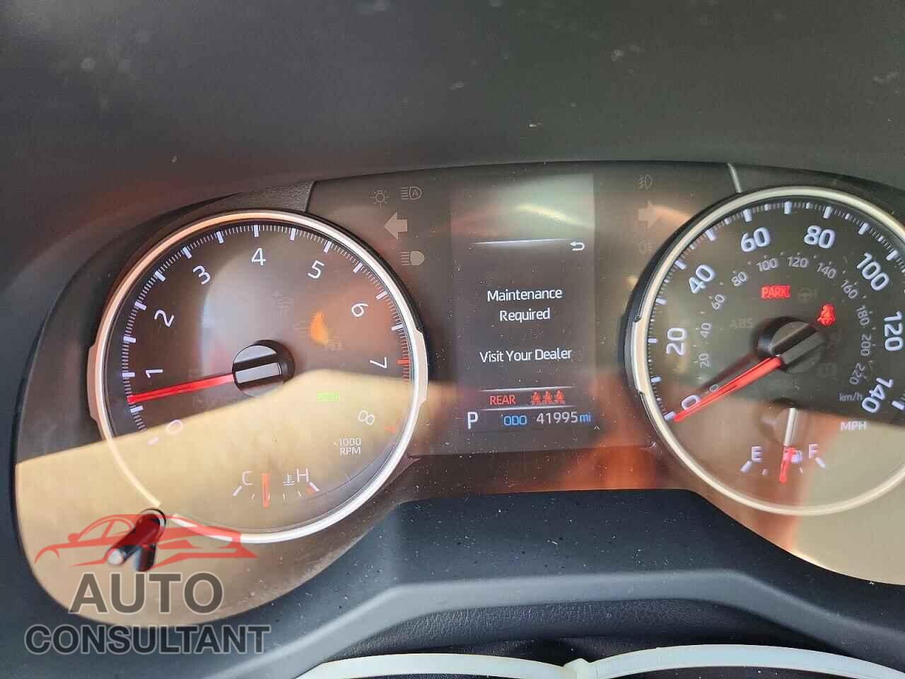 TOYOTA RAV4 2019 - JTMP1RFVXKD043890