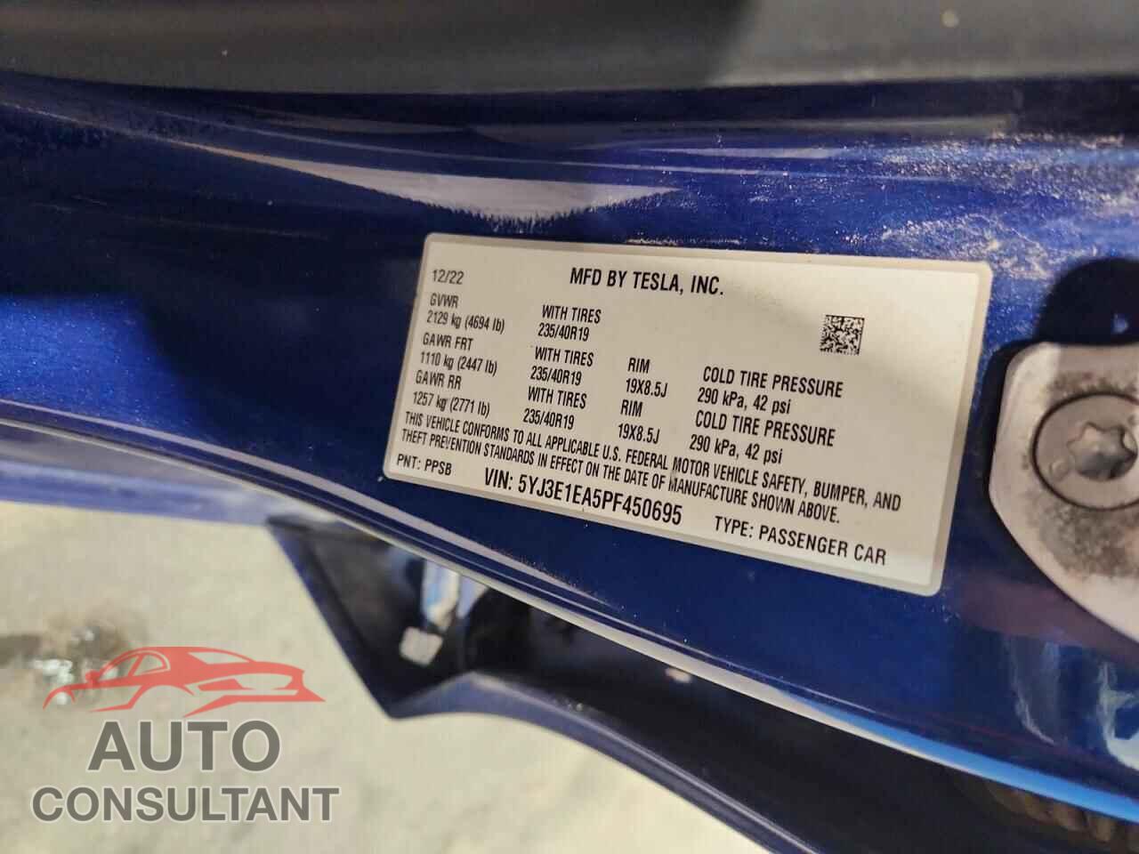 TESLA MODEL 3 2023 - 5YJ3E1EA5PF450695