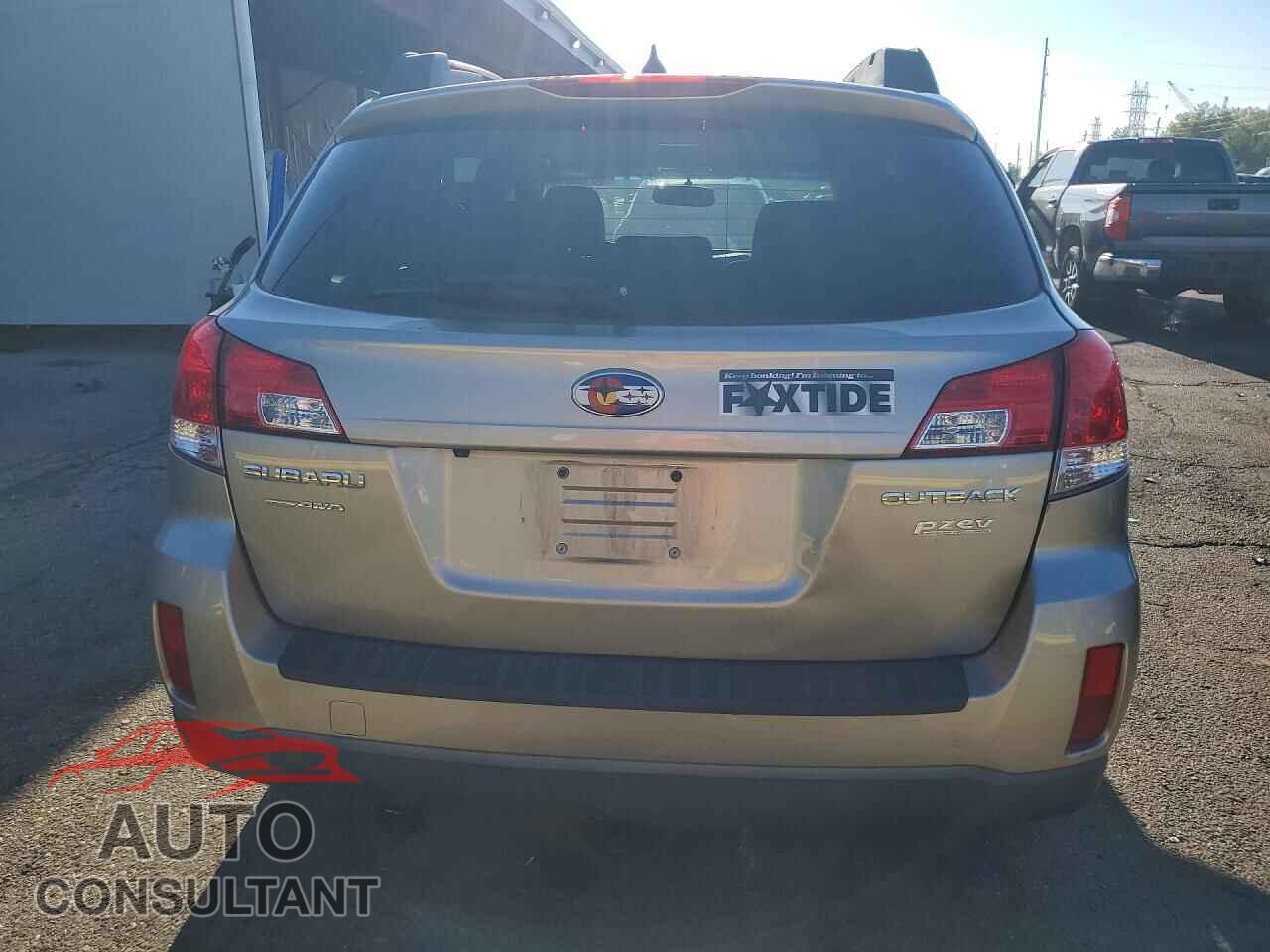 SUBARU OUTBACK 2014 - 4S4BRBLC8E3267548