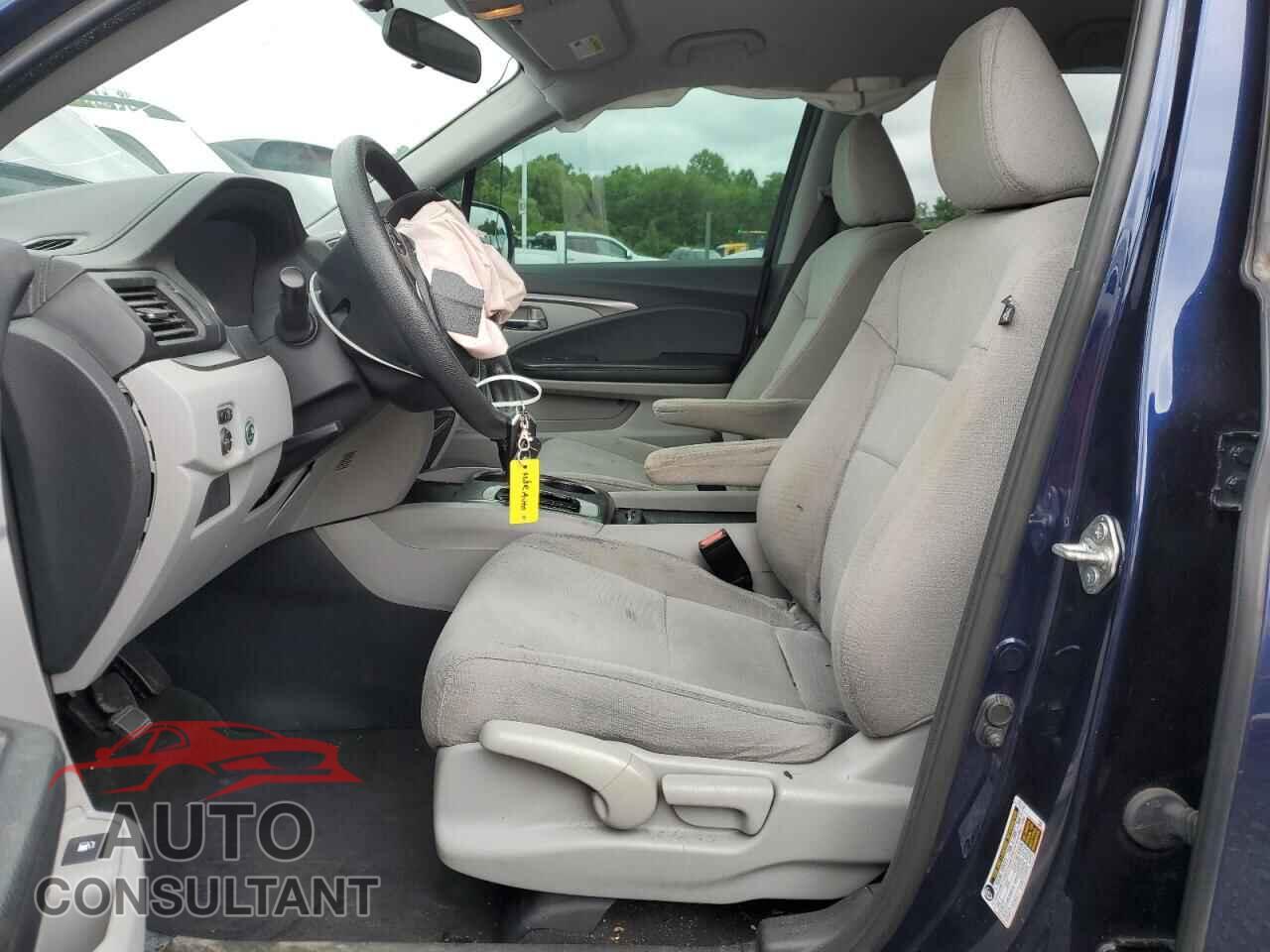 HONDA PILOT 2017 - 5FNYF6H19HB083720