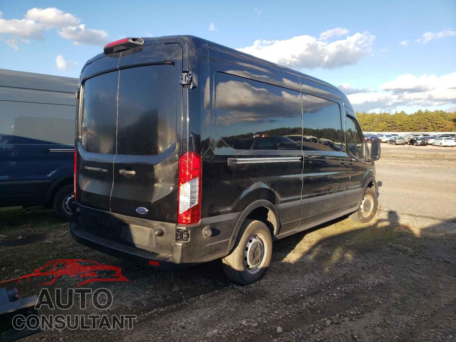 FORD TRANSIT CO 2019 - 1FTYR2CM9KKA69005
