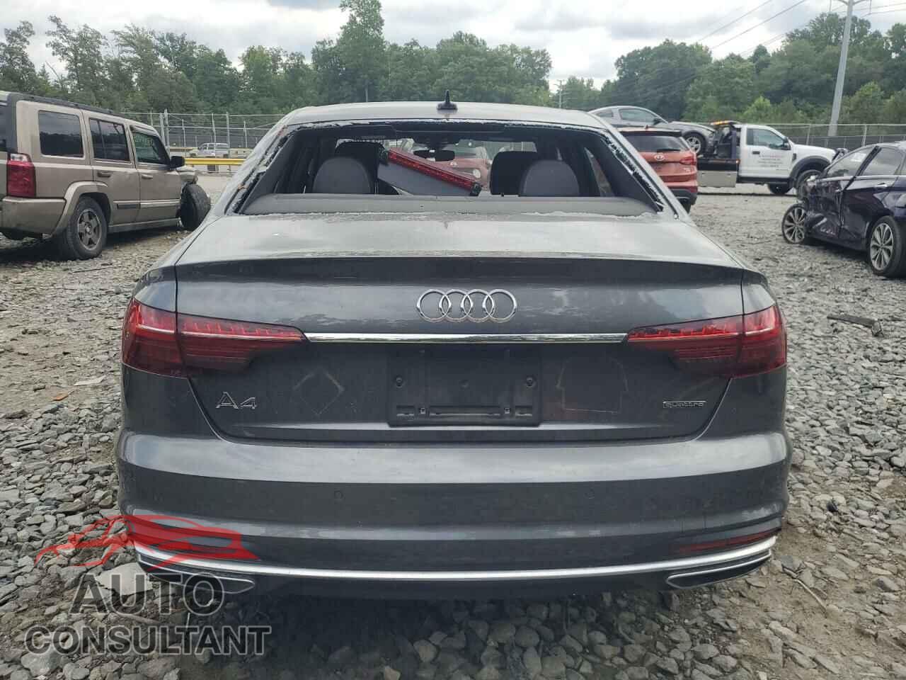 AUDI A4 2021 - WAUDAAF42MA053858