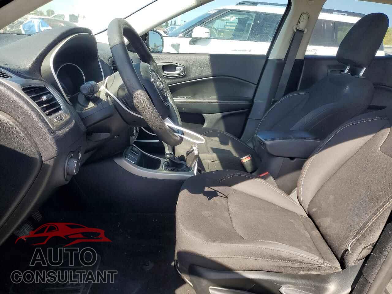JEEP COMPASS 2017 - 3C4NJCAB8HT629430