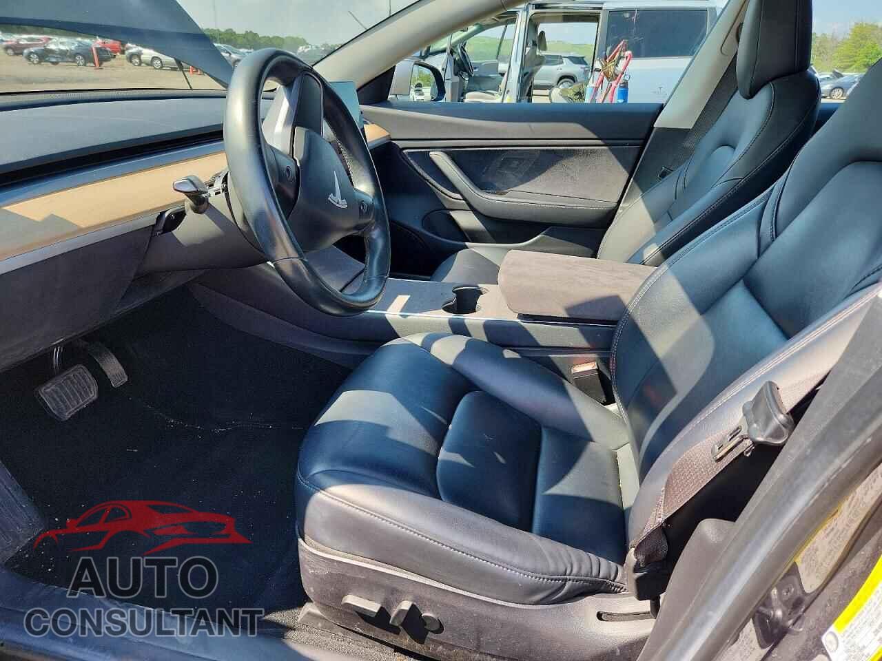TESLA MODEL 3 2018 - 5YJ3E1EA3JF031087