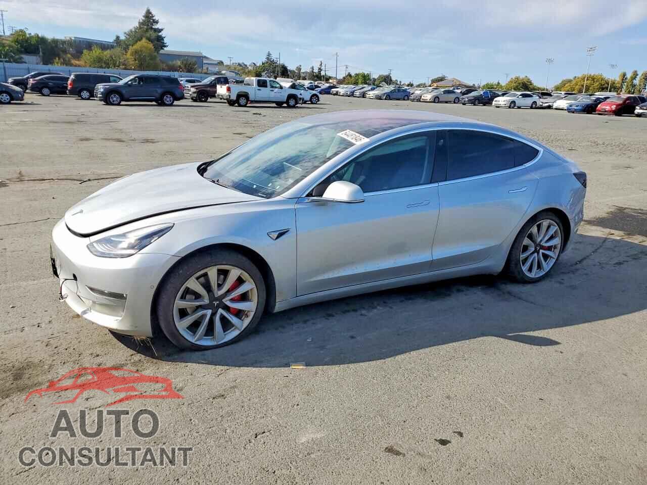 TESLA MODEL 3 2018 - 5YJ3E1EA2JF024339