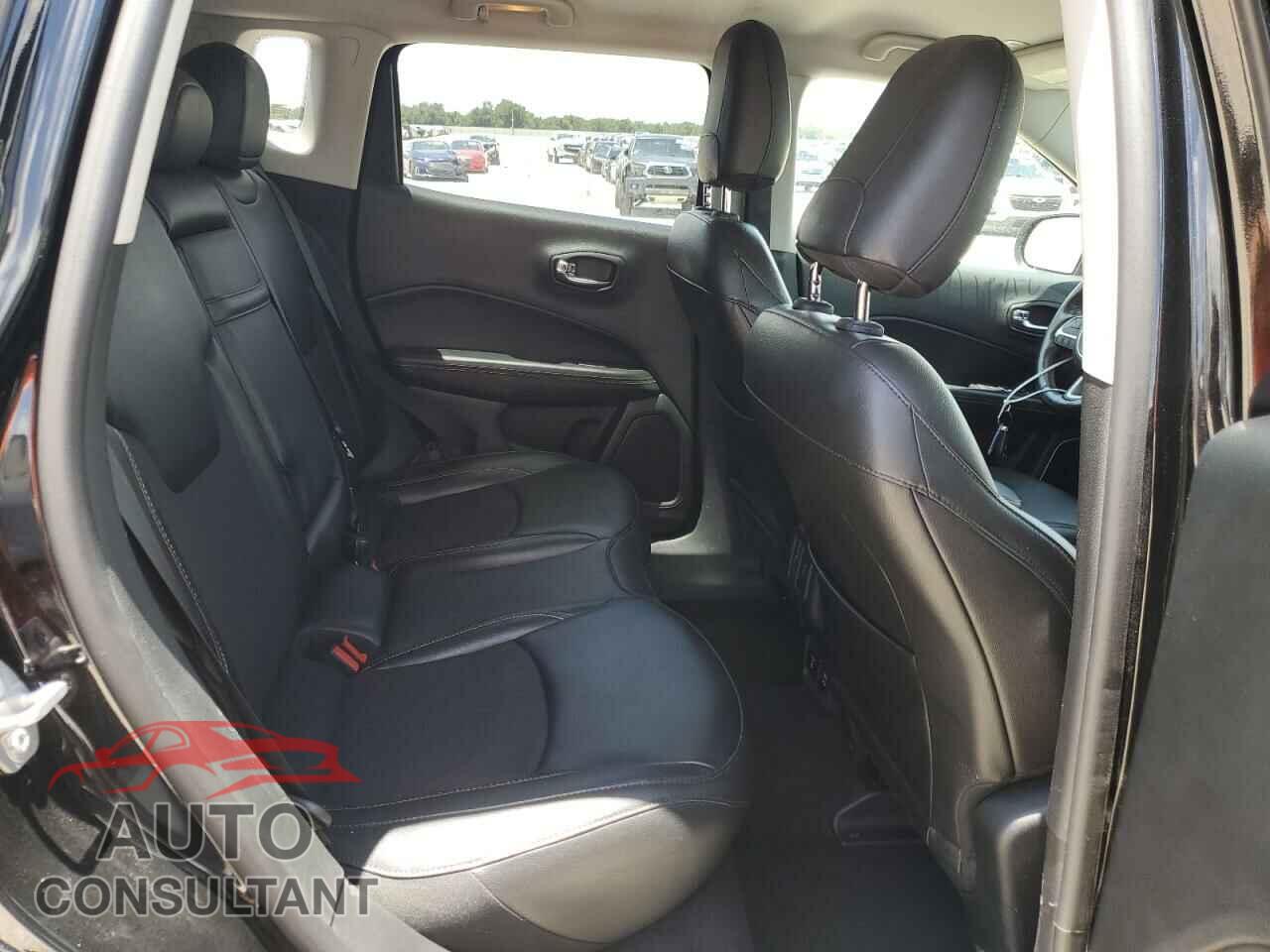 JEEP COMPASS 2019 - 3C4NJDBB8KT593301