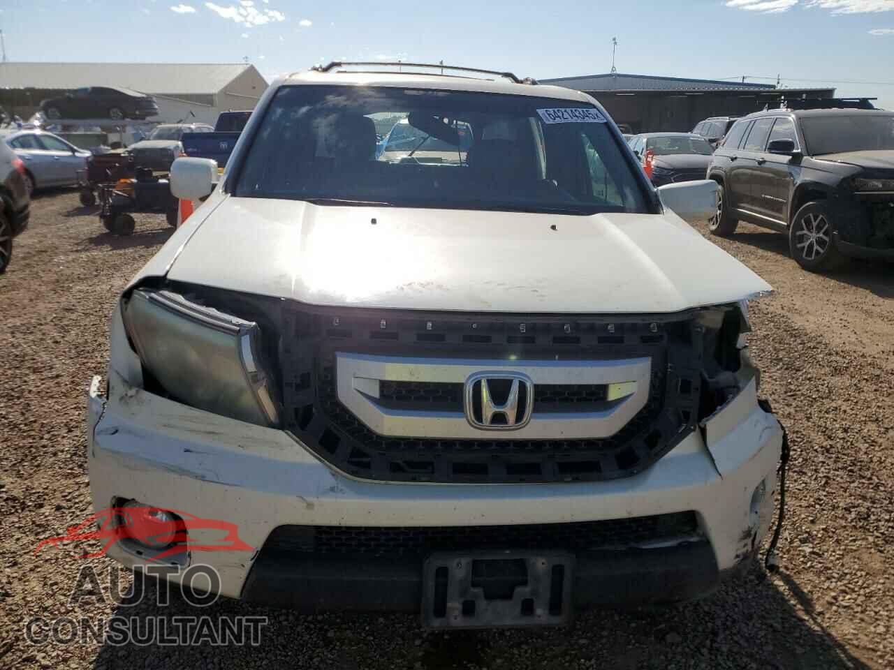 HONDA PILOT 2011 - 5FNYF4H93BB018346