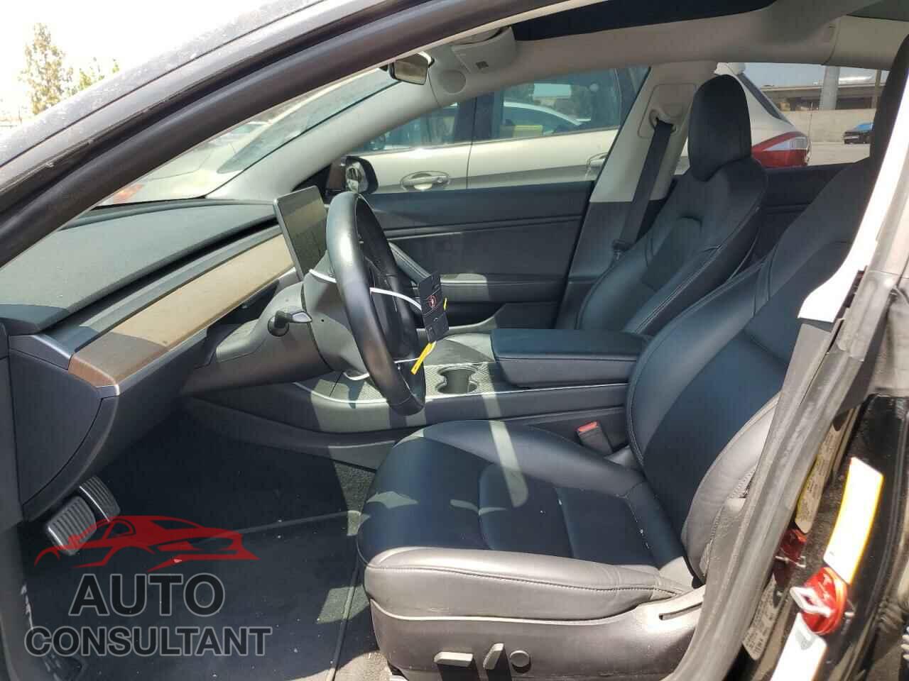 TESLA MODEL 3 2019 - 5YJ3E1EB0KF194497