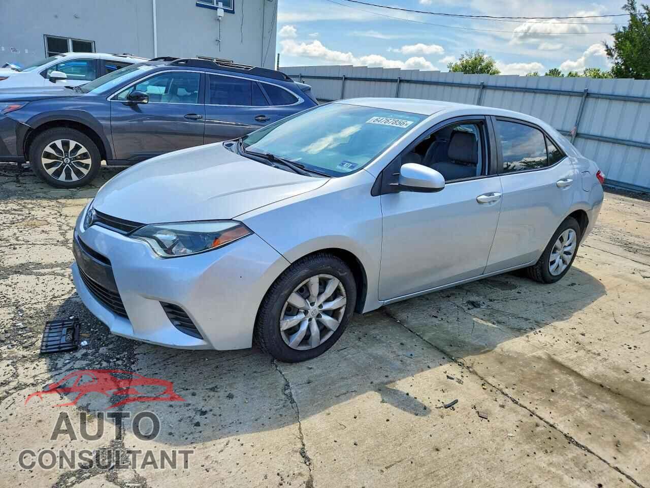TOYOTA COROLLA 2015 - 2T1BURHEXFC255254