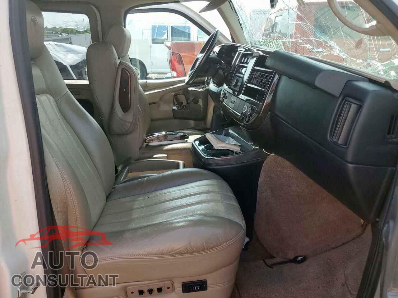 CHEVROLET EXPRESS 2012 - 1GBSGDC40C1109832