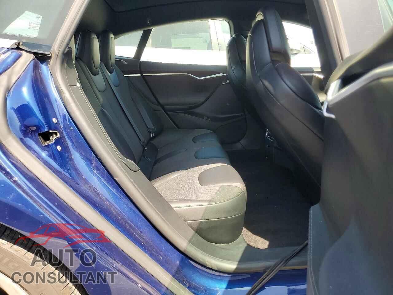 TESLA MODEL S 2017 - 5YJSA1E16HF205333