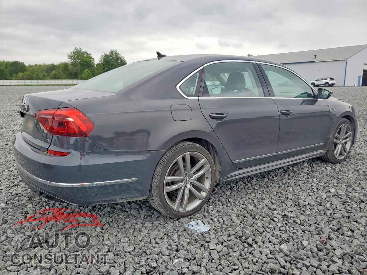 VOLKSWAGEN PASSAT 2017 - 1VWDT7A38HC058357