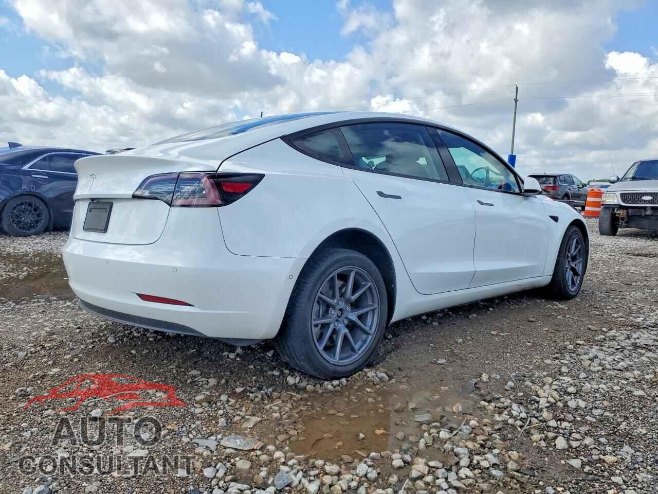 TESLA MODEL 3 2021 - 5YJ3E1EA2MF854226