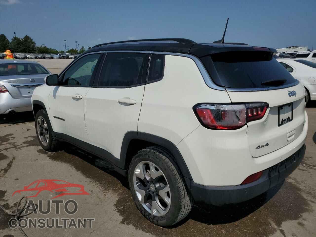 JEEP COMPASS 2018 - 3C4NJDCB1JT372555