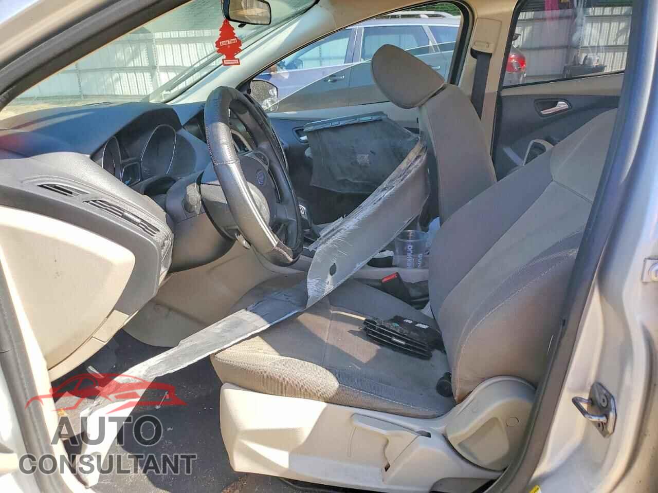 FORD FOCUS 2013 - 1FADP3F27DL309689