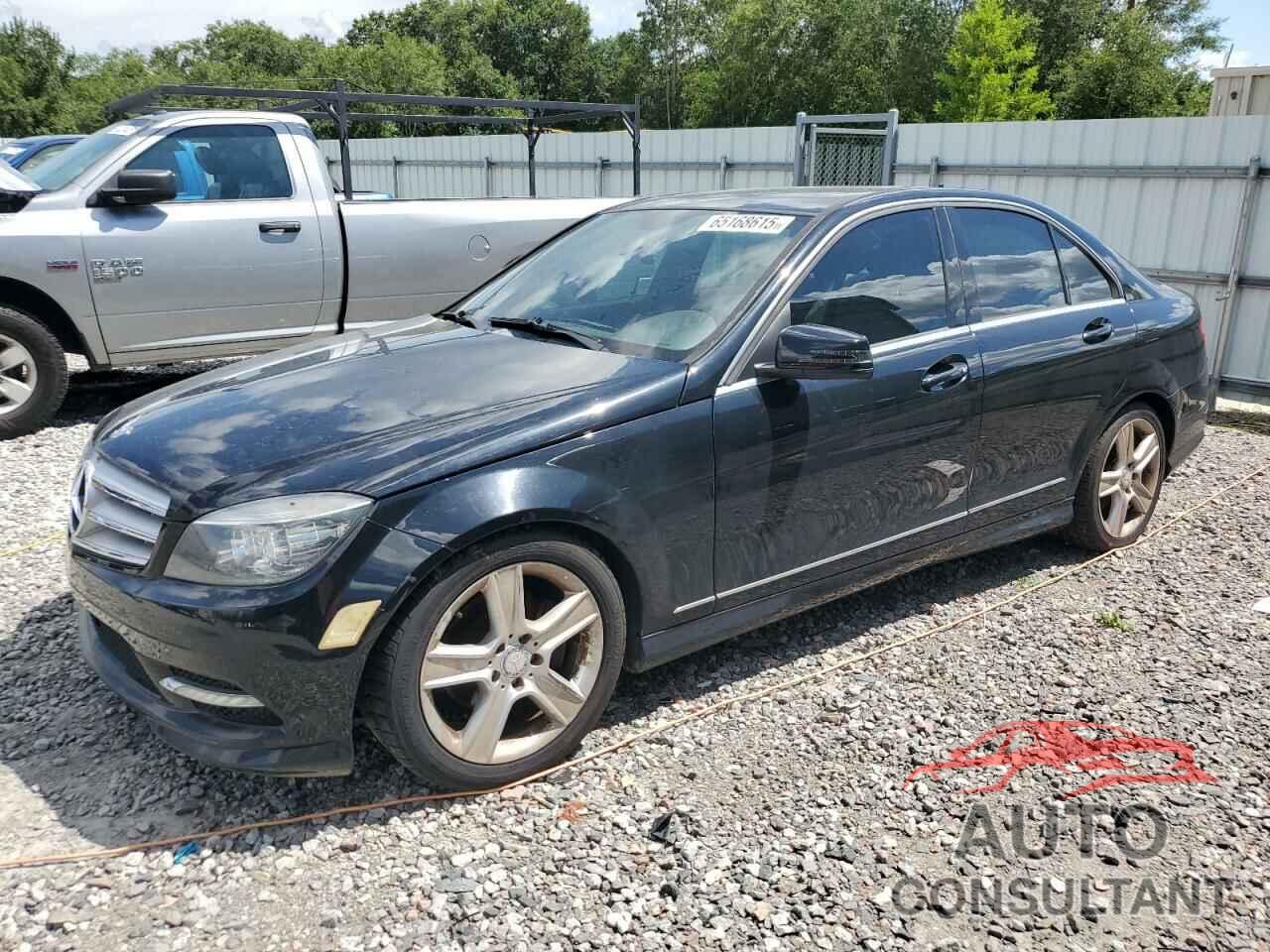 MERCEDES-BENZ C-CLASS 2011 - WDDGF8BB5BR182602