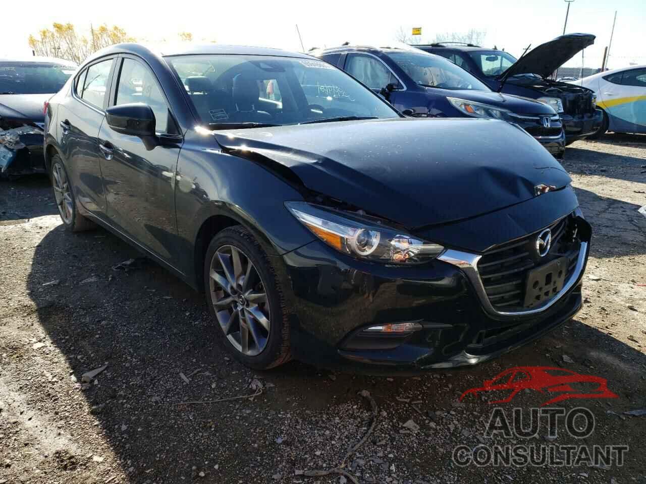 MAZDA 3 2018 - 3MZBN1V36JM240345