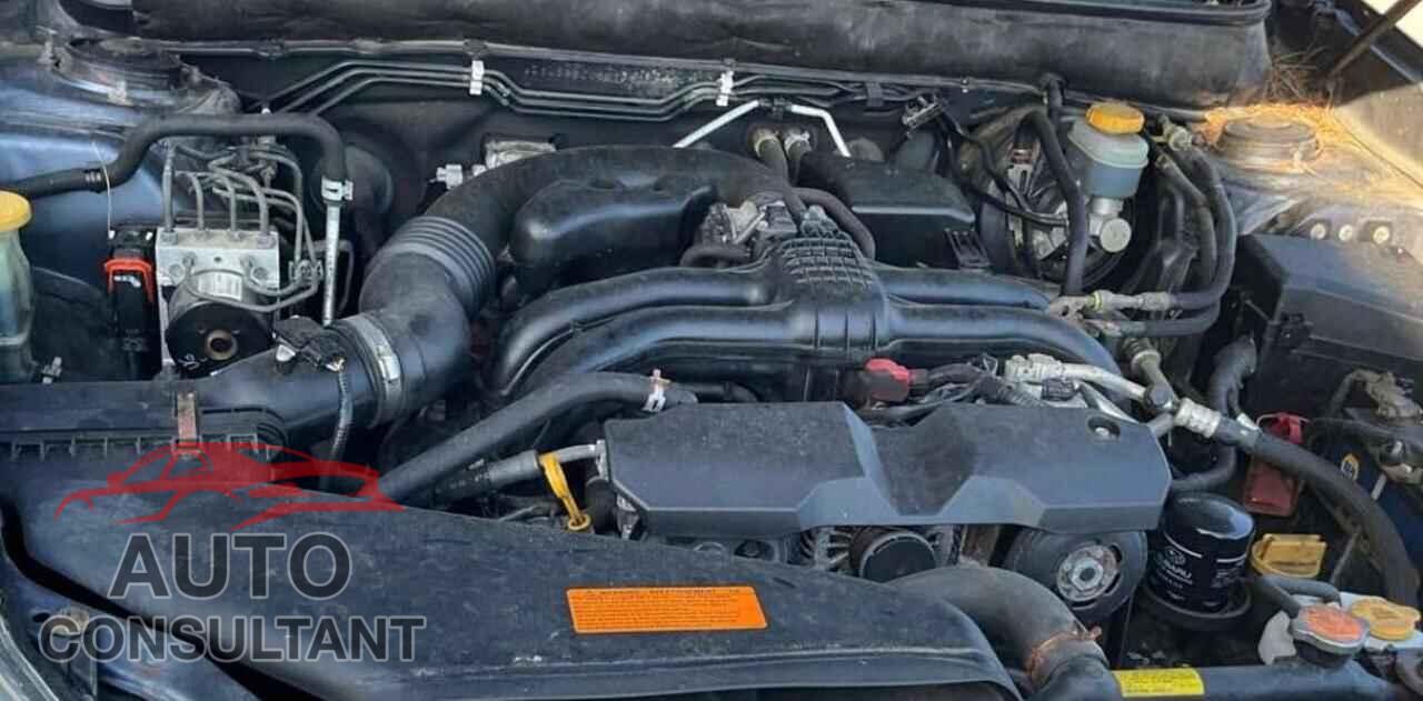 SUBARU OUTBACK 2014 - 4S4BRBLCXE3200501