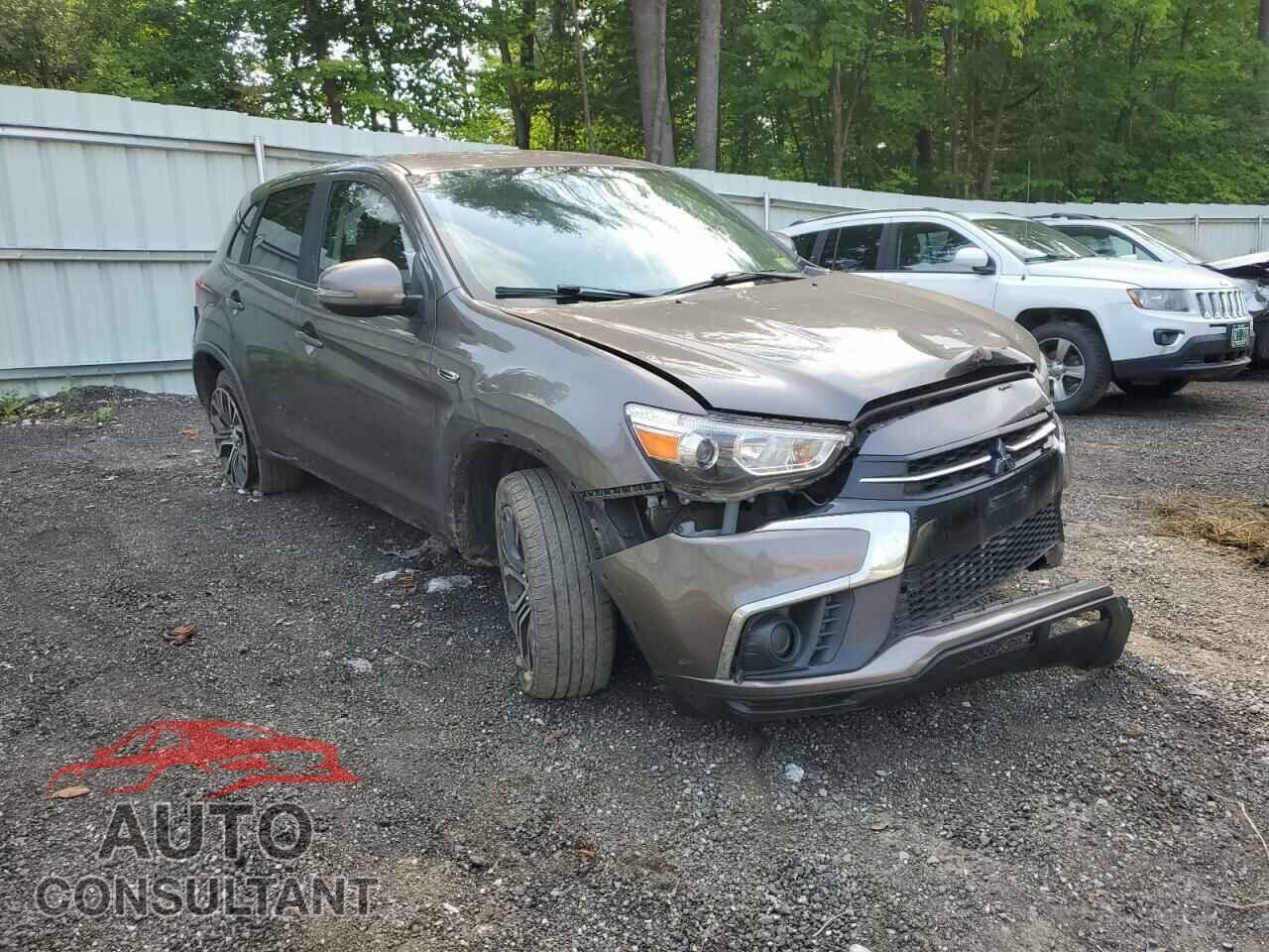 MITSUBISHI OUTLANDER 2018 - JA4AR3AU7JZ012215