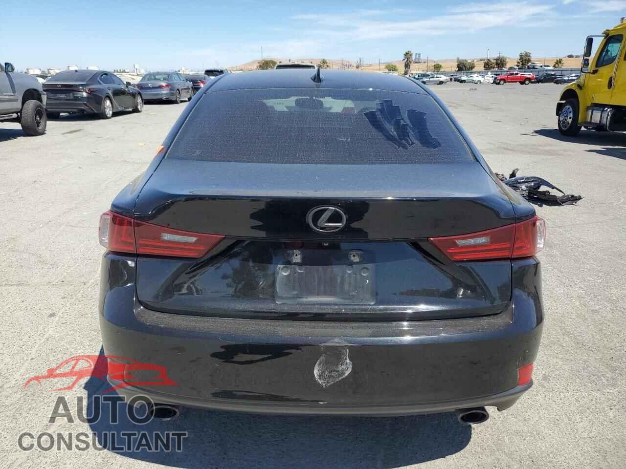 LEXUS IS 2014 - JTHBF1D28E5004945