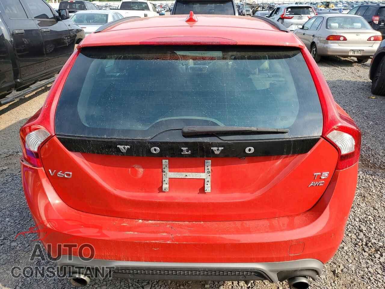 VOLVO V60 2018 - YV140MSL0J2376875