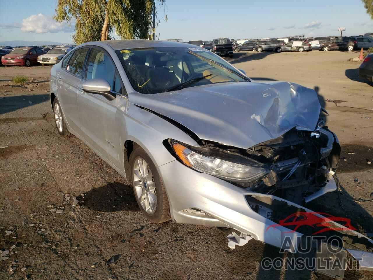 FORD FUSION 2017 - 3FA6P0LU0HR355210
