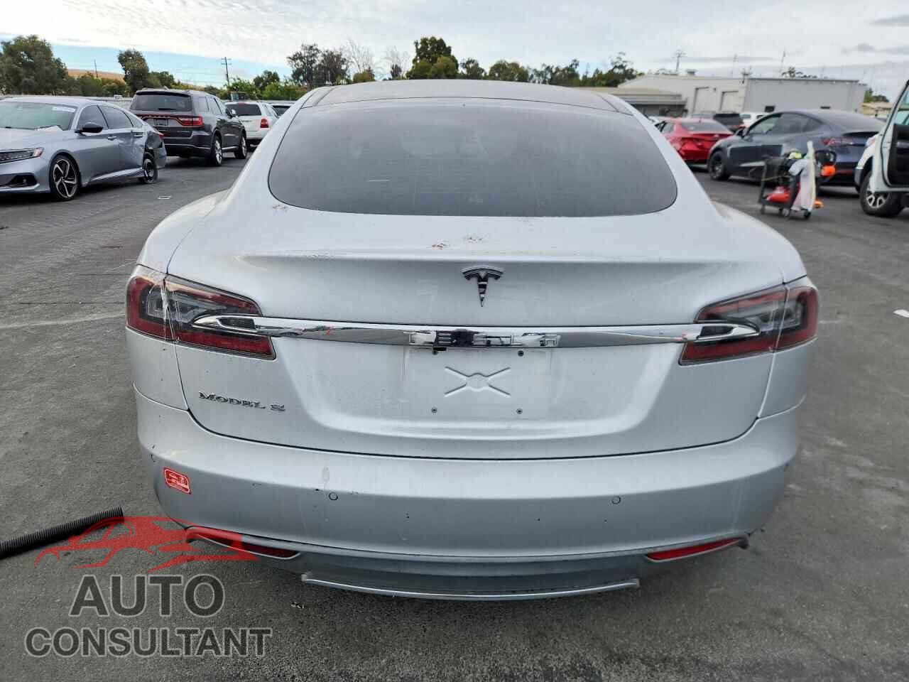 TESLA MODEL S 2014 - 5YJSA1S11EFP49478