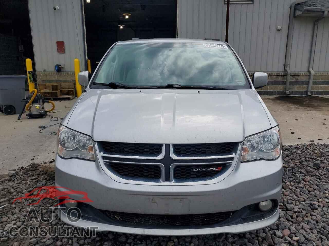 DODGE CARAVAN 2011 - 2D4RN5DG5BR721133