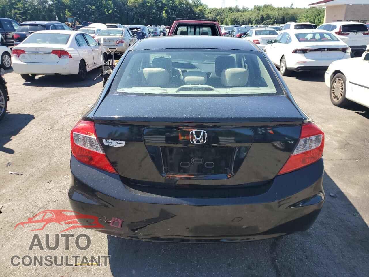 HONDA CIVIC 2012 - 2HGFB2F50CH581875