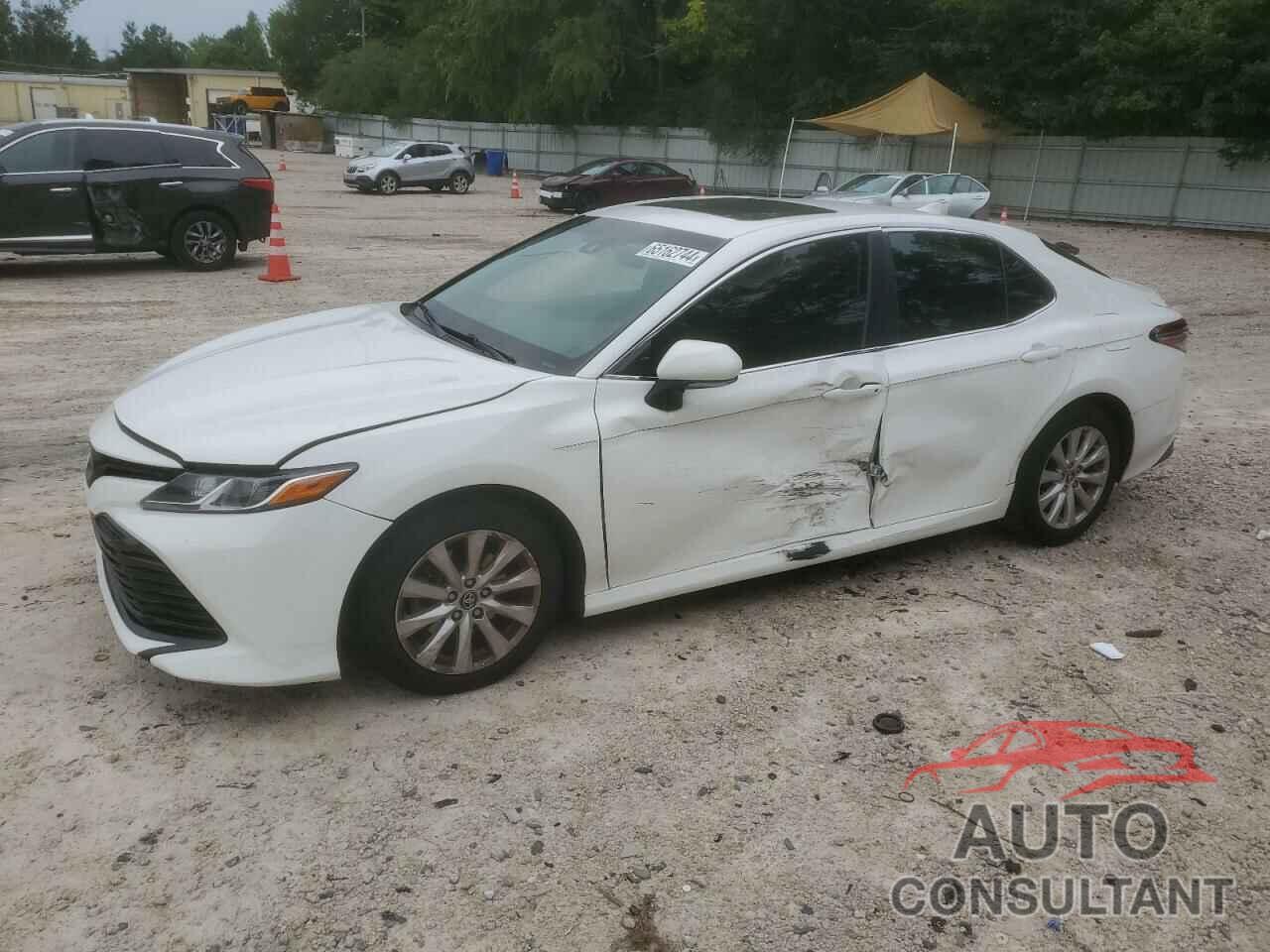 TOYOTA CAMRY 2018 - 4T1B11HK9JU515571