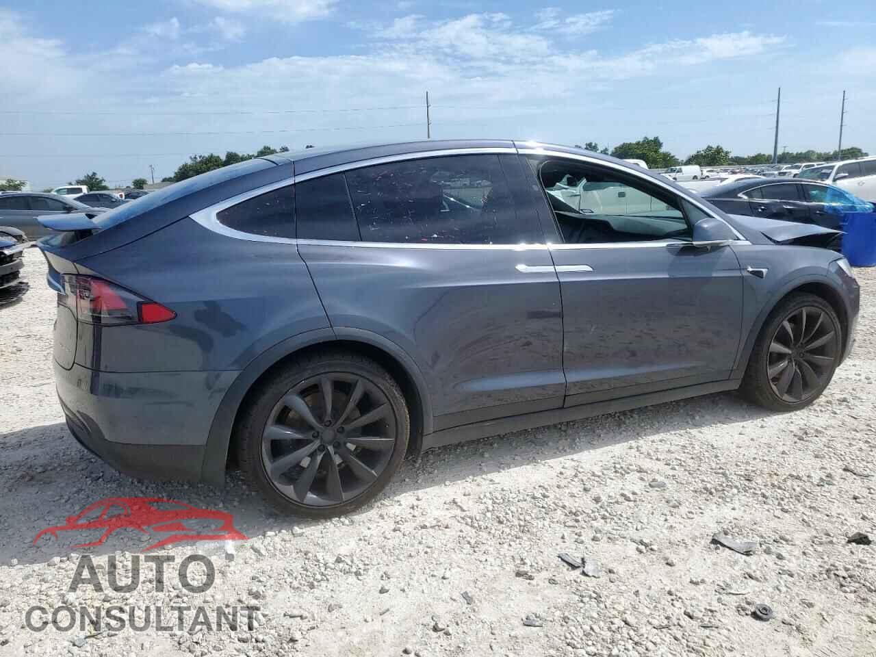 TESLA MODEL X 2020 - 5YJXCBE25LF305236