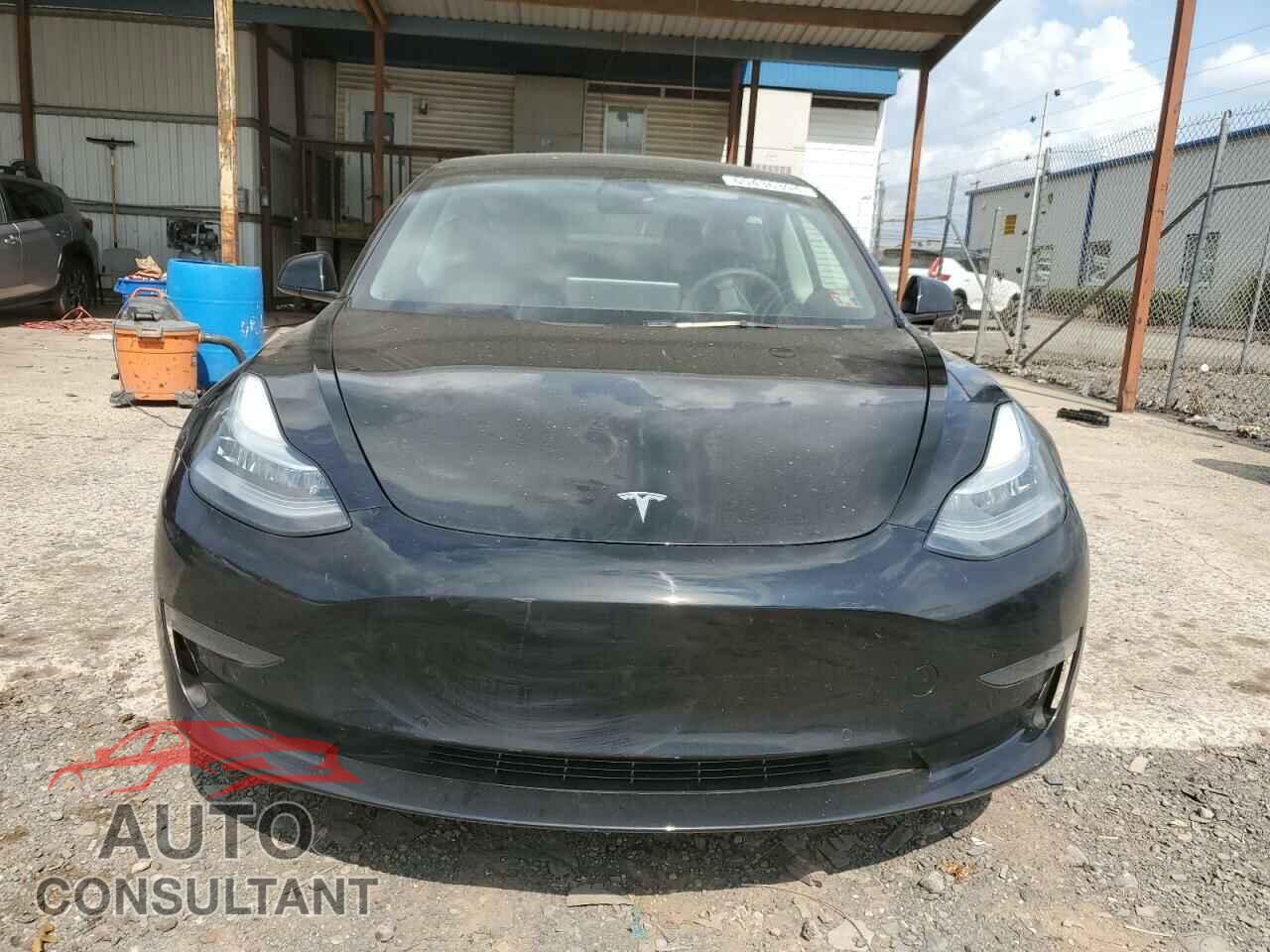 TESLA MODEL 3 2022 - 5YJ3E1EA2NF242559