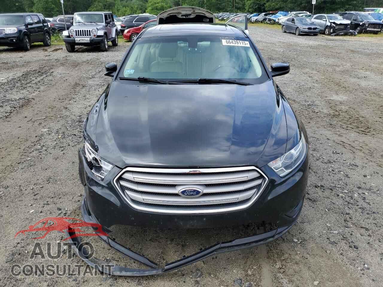 FORD TAURUS 2015 - 1FAHP2E80FG152259