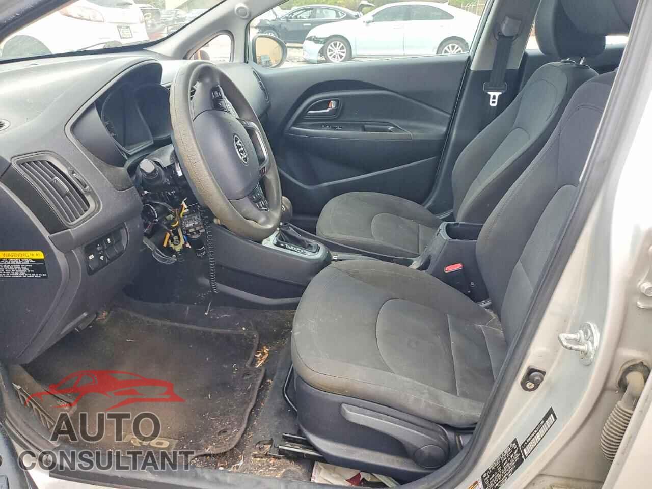 KIA RIO 2012 - KNADN4A3XC6077346
