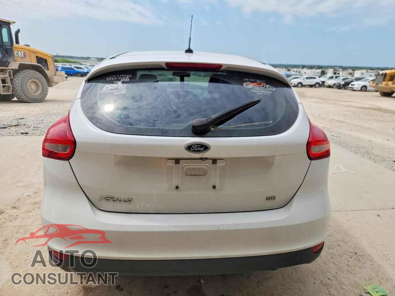 FORD FOCUS 2017 - 1FADP3K2XHL214622