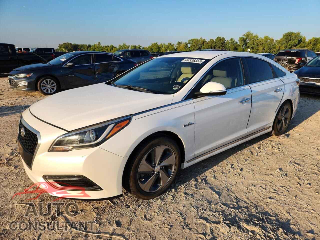 HYUNDAI SONATA 2017 - KMHE34L13HA046741