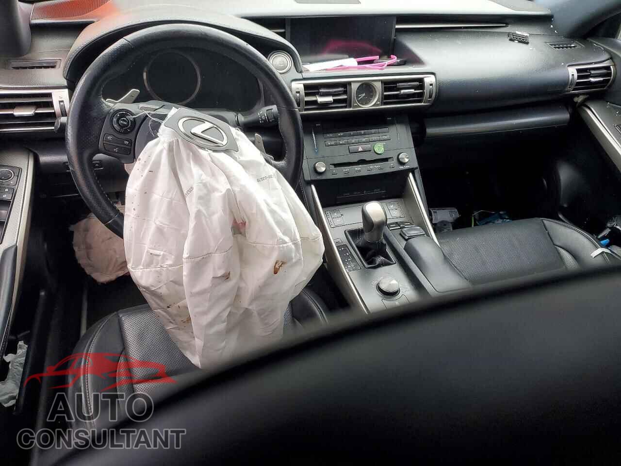 LEXUS IS 2015 - JTHBF1D25F5052050