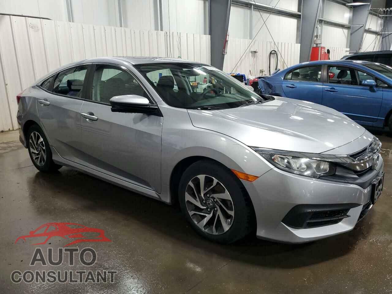 HONDA CIVIC 2016 - 19XFC2F78GE016868